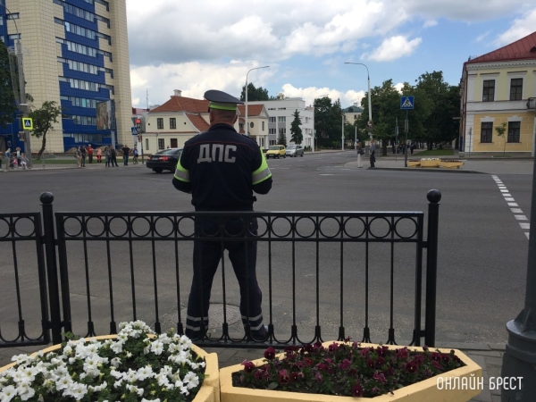 ГАИ: «За просроченные водительские права можно лишиться свободы на 2 года» ГАИ: «За просроченные водительские права можно лишиться свободы на 2 года»