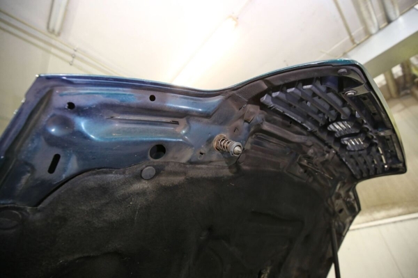 «Дедушка никого к машине не подпускал». История Audi A6 (С4), которая в семье белорусов уже 15 лет