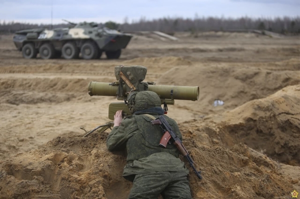 На Брестском полигоне отработали уничтожение незаконного вооруженного формирования На Брестском полигоне отработали уничтожение незаконного вооруженного формирования