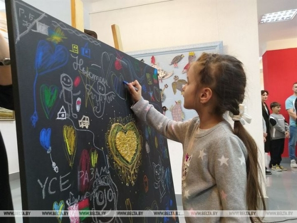 Лучший выставочный зал Брестской области на три недели предоставили молодым художникам Лучший выставочный зал Брестской области на три недели предоставили молодым художникам