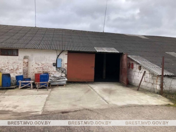 Жителя Бреста и Остромечево обвиняют в хищении 11 тонн цемента Жителя Бреста и Остромечево обвиняют в хищении 11 тонн цемента