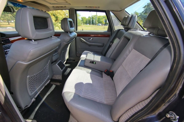 Audi 200 Quattro в руках брестчанина: «Купил за $1 350, а потратил в несколько раз больше» Audi 200 Quattro в руках брестчанина: «Купил за $1 350, а потратил в несколько раз больше»