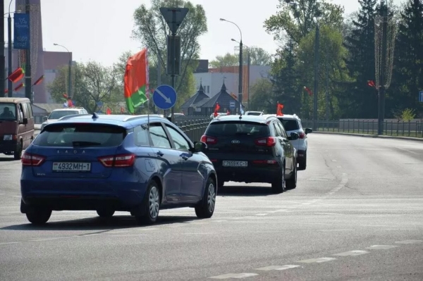 Более 200 машин приняли участие в автопробеге к 9 мая в Бресте Более 200 машин приняли участие в автопробеге к 9 мая в Бресте