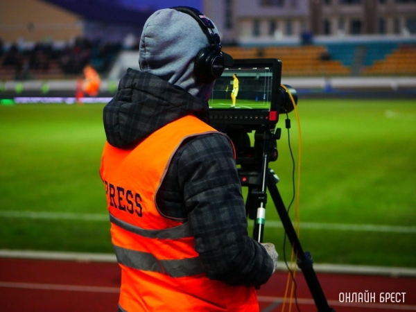 Футболисты «Реала» вышли в финал Лиги чемпионов и сыграют с «Ливерпулем» Футболисты «Реала» вышли в финал Лиги чемпионов и сыграют с «Ливерпулем»