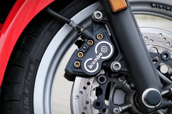 Белорус купил в США 27-летний мотоцикл BMW K1100 RS Белорус купил в США 27-летний мотоцикл BMW K1100 RS