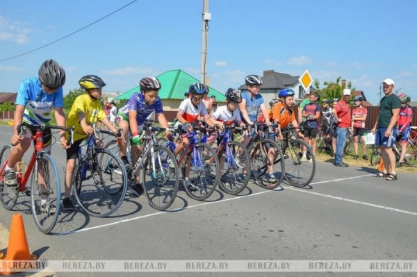Жители Бреста приняли участие в соревнованиях по велоспорту Жители Бреста приняли участие в соревнованиях по велоспорту