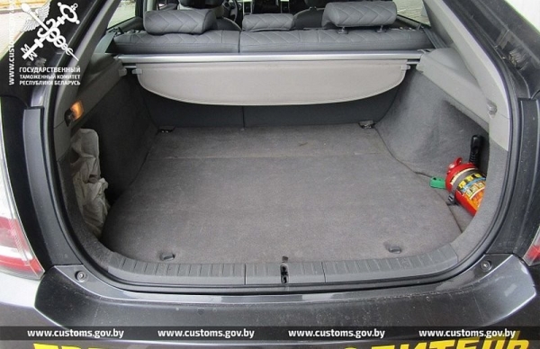 На таможне в Бресте пресекли попытку незаконного ввоза криптокошельков На таможне в Бресте пресекли попытку незаконного ввоза криптокошельков