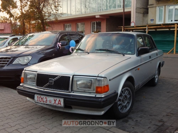 На 20 лет назад: подборка некогда популярных у белорусов автомобилей, способных вызвать слёзы ностальгии На 20 лет назад: подборка некогда популярных у белорусов автомобилей, способных вызвать слёзы ностальгии