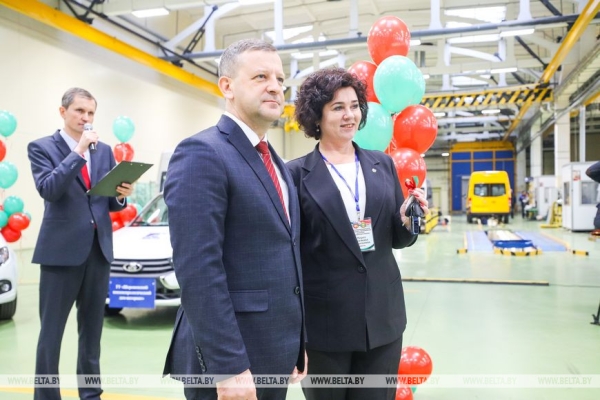 Спецавтомобили для социального обслуживания передали пяти ТЦСОН и дому-интернату в Брестской области Спецавтомобили для социального обслуживания передали пяти ТЦСОН и дому-интернату в Брестской области