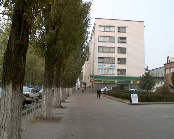 Брест, бульвар Шевченко, «Zio pepe» (2002 год)
Брест, бульвар Шевченко, «Zio pepe» (2002 год)