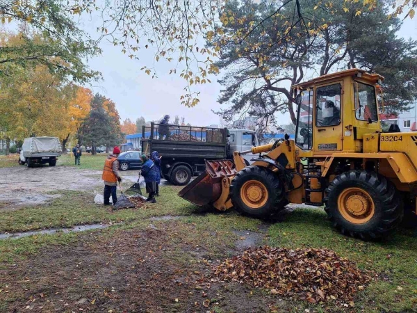 Участники «Марафона чистоты» навели порядок на Дубровке в Бресте Участники «Марафона чистоты» навели порядок на Дубровке в Бресте