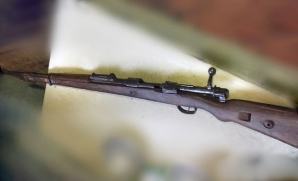 В Пинском районе изъяли боевой карабин «Маузер» В Пинском районе изъяли боевой карабин «Маузер»