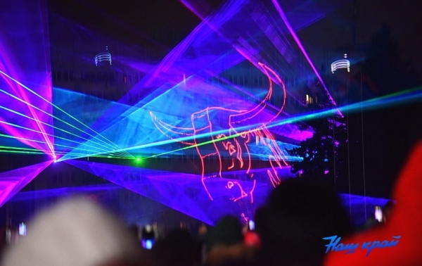 «Берестейские сани - 2023». Завораживающее лазерное шоу и фейерверк в Барановичах