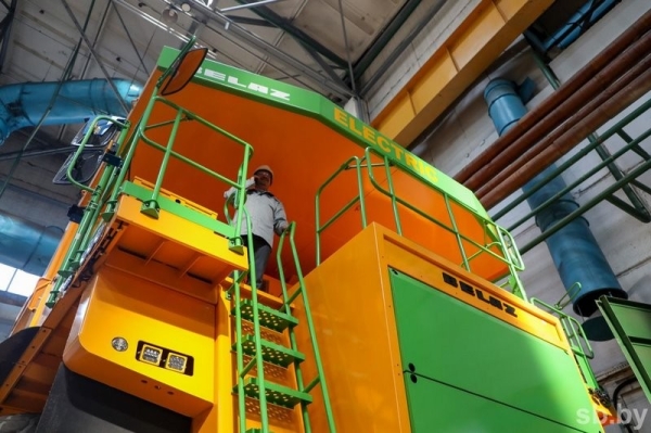 БелАЗ планирует в следующем году выпустить самый большой электросамосвал в мире