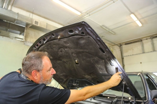 Audi 200 Quattro в руках брестчанина: «Купил за $1 350, а потратил в несколько раз больше» Audi 200 Quattro в руках брестчанина: «Купил за $1 350, а потратил в несколько раз больше»