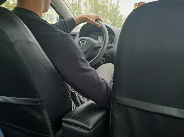 «Пробивал я, честное слово, пробивал!» Как Транспортная инспекция вычисляет таксистов-нелегалов в Бресте «Пробивал я, честное слово, пробивал!» Как Транспортная инспекция вычисляет таксистов-нелегалов в Бресте