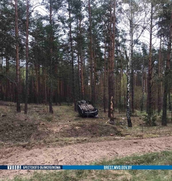 В Брестской области пьяный водитель перевернулся на Fiat