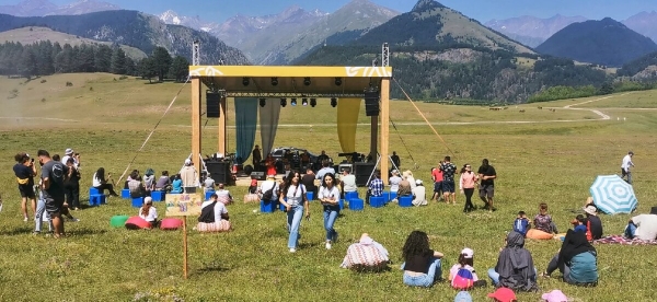 «Вдоль дороги — венки и памятники». Белорус в одиночку отправился в горы Грузии, где даже страховка не действует «Вдоль дороги — венки и памятники». Белорус в одиночку отправился в горы Грузии, где даже страховка не действует