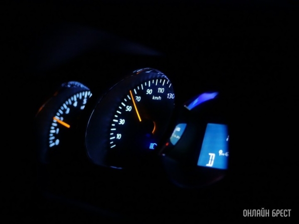 Датчики средней скорости установят на участках трасс М8 и М10 Датчики средней скорости установят на участках трасс М8 и М10