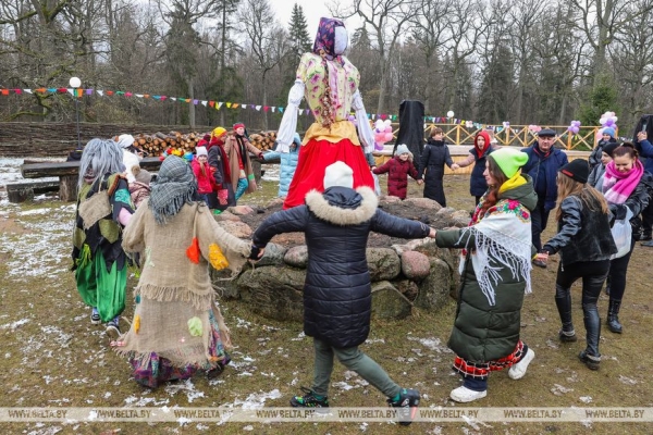В «Беловежской пуще» Деда Мороза проводили в Антарктиду В «Беловежской пуще» Деда Мороза проводили в Антарктиду