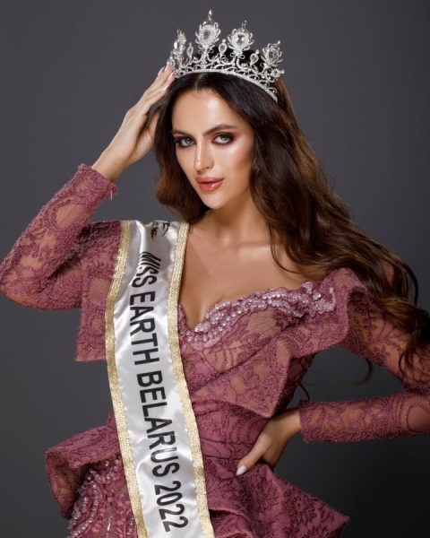 Модель из Кобрина готовится удивлять на Филиппинах на конкурсе «Мисс Земля» Модель из Кобрина готовится удивлять на Филиппинах на конкурсе «Мисс Земля»