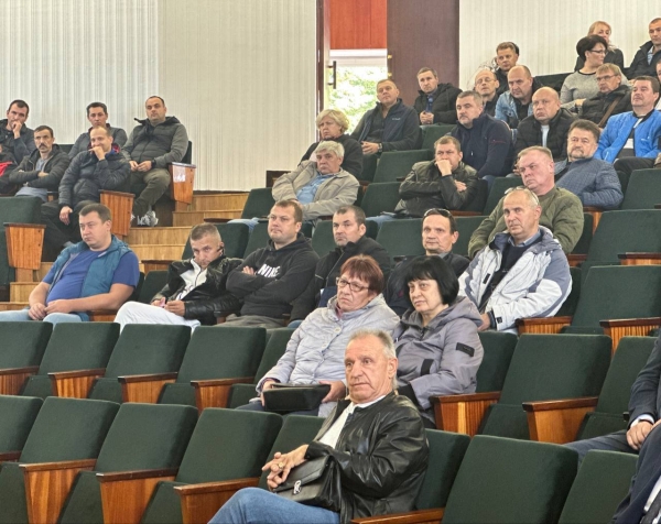 В Бресте обсуждаются изменения в условиях работы маршрутчиков В Бресте обсуждаются изменения в условиях работы маршрутчиков