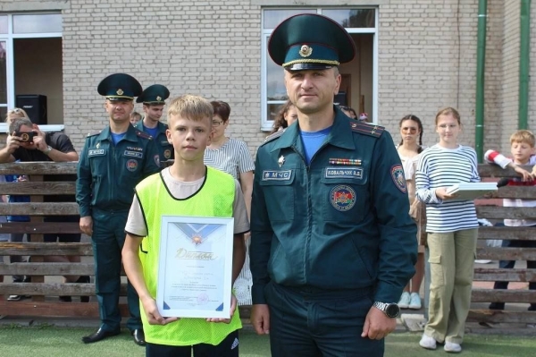 Соревнования по мини-футболу прошли в 19-й средней школе г. Бреста Соревнования по мини-футболу прошли в 19-й средней школе г. Бреста