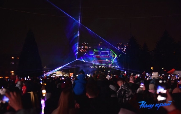 «Берестейские сани - 2023». Завораживающее лазерное шоу и фейерверк в Барановичах