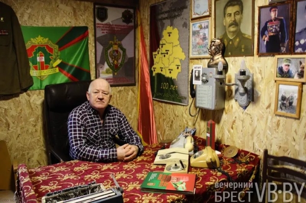 Залежи янтаря и россыпь местной истории. Энтузиаст создал в Мокранах музей в собственном доме Залежи янтаря и россыпь местной истории. Энтузиаст создал в Мокранах музей в собственном доме