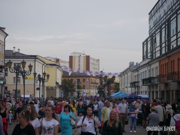 Минтруда: женщины в Беларуси составляют 53,8% населения Минтруда: женщины в Беларуси составляют 53,8% населения