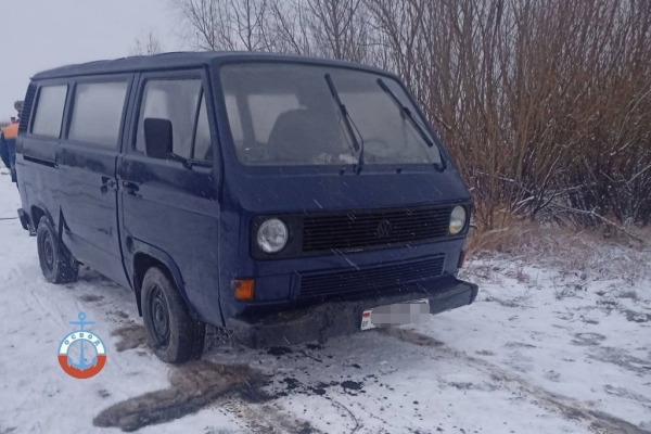 В Беларуси автомобиль вместе с водителем съехал в Припять, его нашли спустя два дня В Беларуси автомобиль вместе с водителем съехал в Припять, его нашли спустя два дня