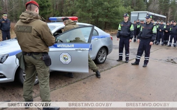 В Барановичи съехалось много сотрудников ГАИ В Барановичи съехалось много сотрудников ГАИ