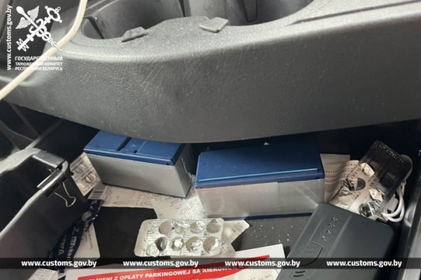 Брестские таможенники обнаружили спрятанные в грузовике 500 пуль Брестские таможенники обнаружили спрятанные в грузовике 500 пуль