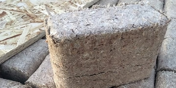 Совершенно новый вид контрабанды: белорус спрятал и повез в Литву 16 тонн брикета. А таможенники рассчитывали на контрабанду сигарет Совершенно новый вид контрабанды: белорус спрятал и повез в Литву 16 тонн брикета. А таможенники рассчитывали на контрабанду сигарет